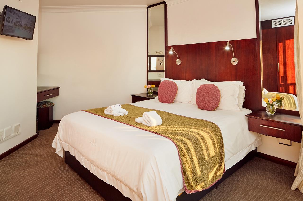 First Group The Palace All-Suite Durban Exterior photo